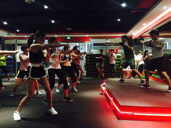 襄陽全封閉減肥訓(xùn)練營(yíng)