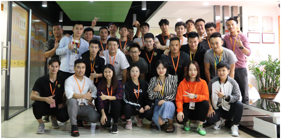 FATBOOK運動減肥教練學(xué)院第一期運動減肥教練培訓(xùn)班合影